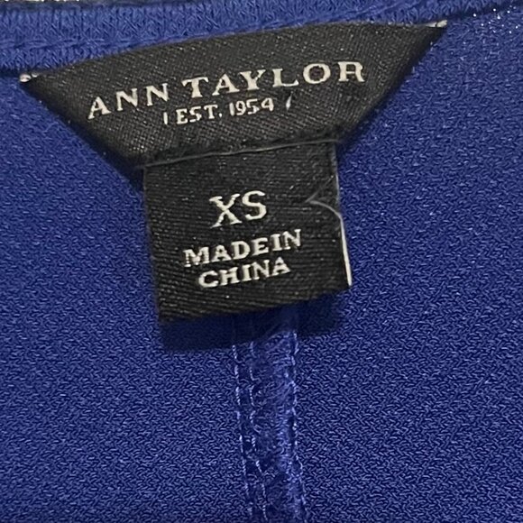 Ann Taylor Pullover Blue Dress, Size XS - Picture 2 of 3
